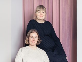 Jenna och Isabelle arbetar på Semrén & Månsson